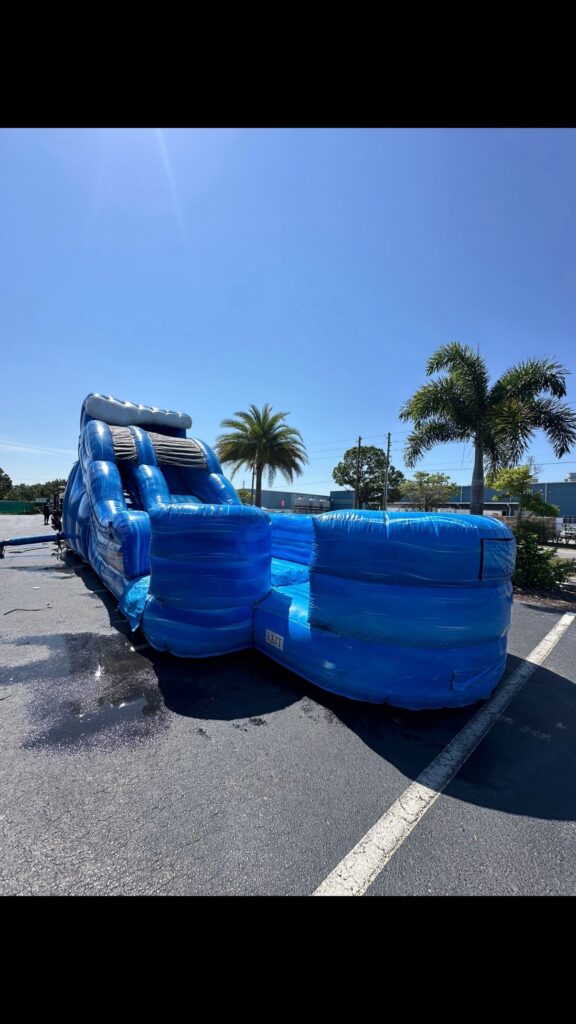 Rip Curl 17ft Water slide